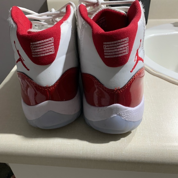 Jordan 11 Cherry Red - Picture 3 of 3